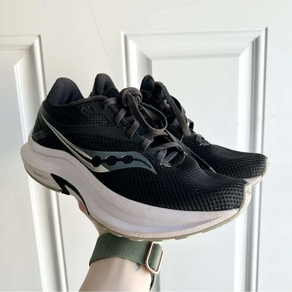 Saucony Women's Axon 2 Running Shoes in Black/White